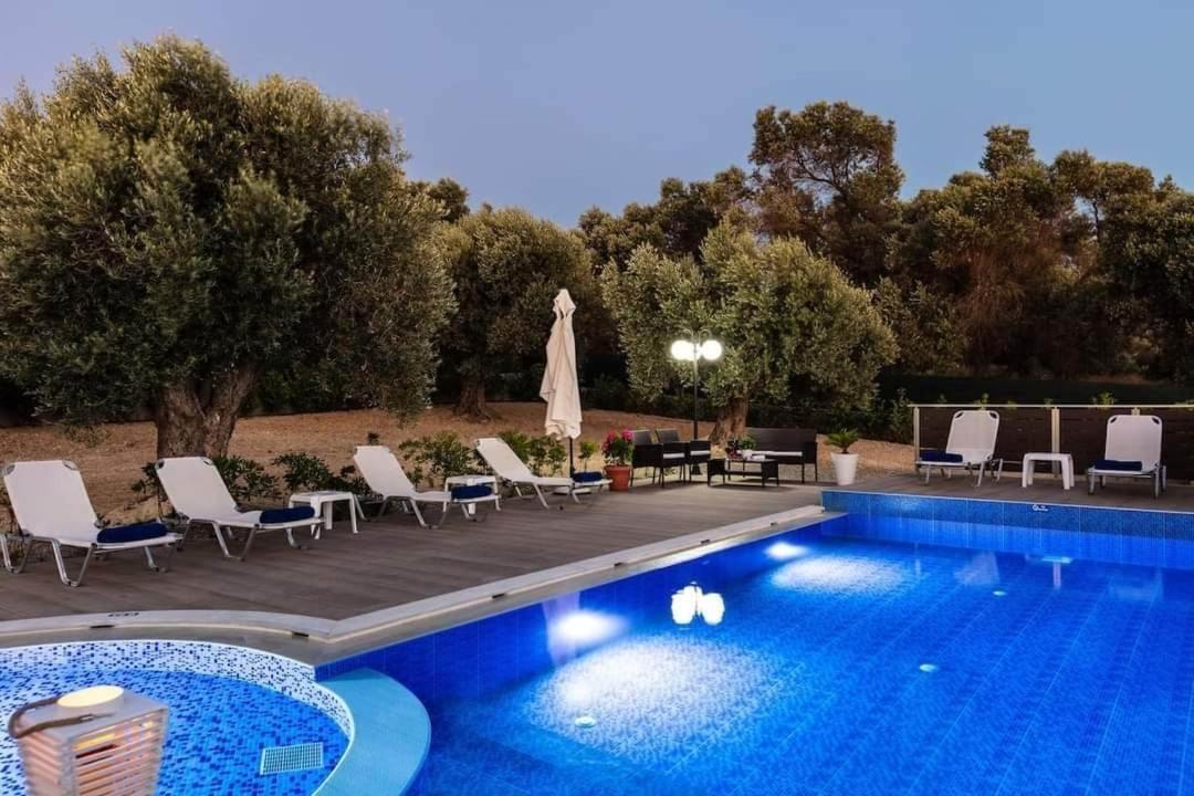 Villa Emily Rethymno Adelianos Kampos Exterior foto